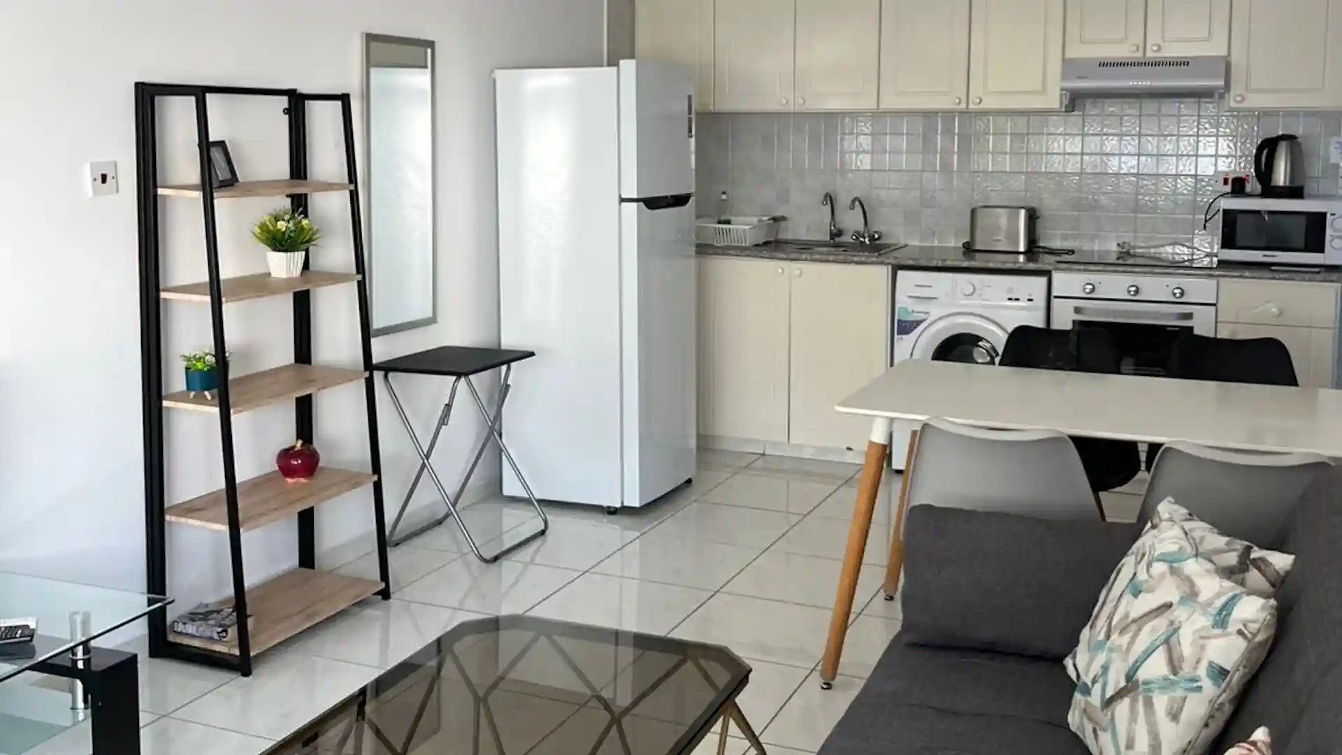 Molos Complex - One Bedroom Apartment