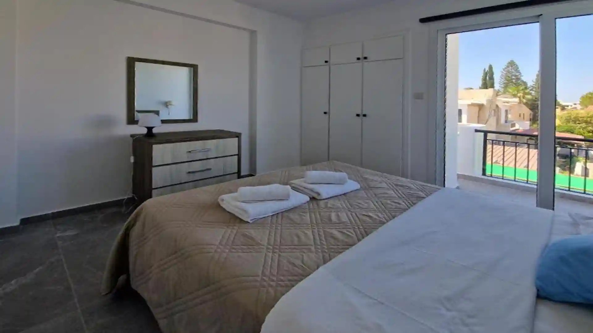 Pervolia Complex - One Bedroom Apartment No 205