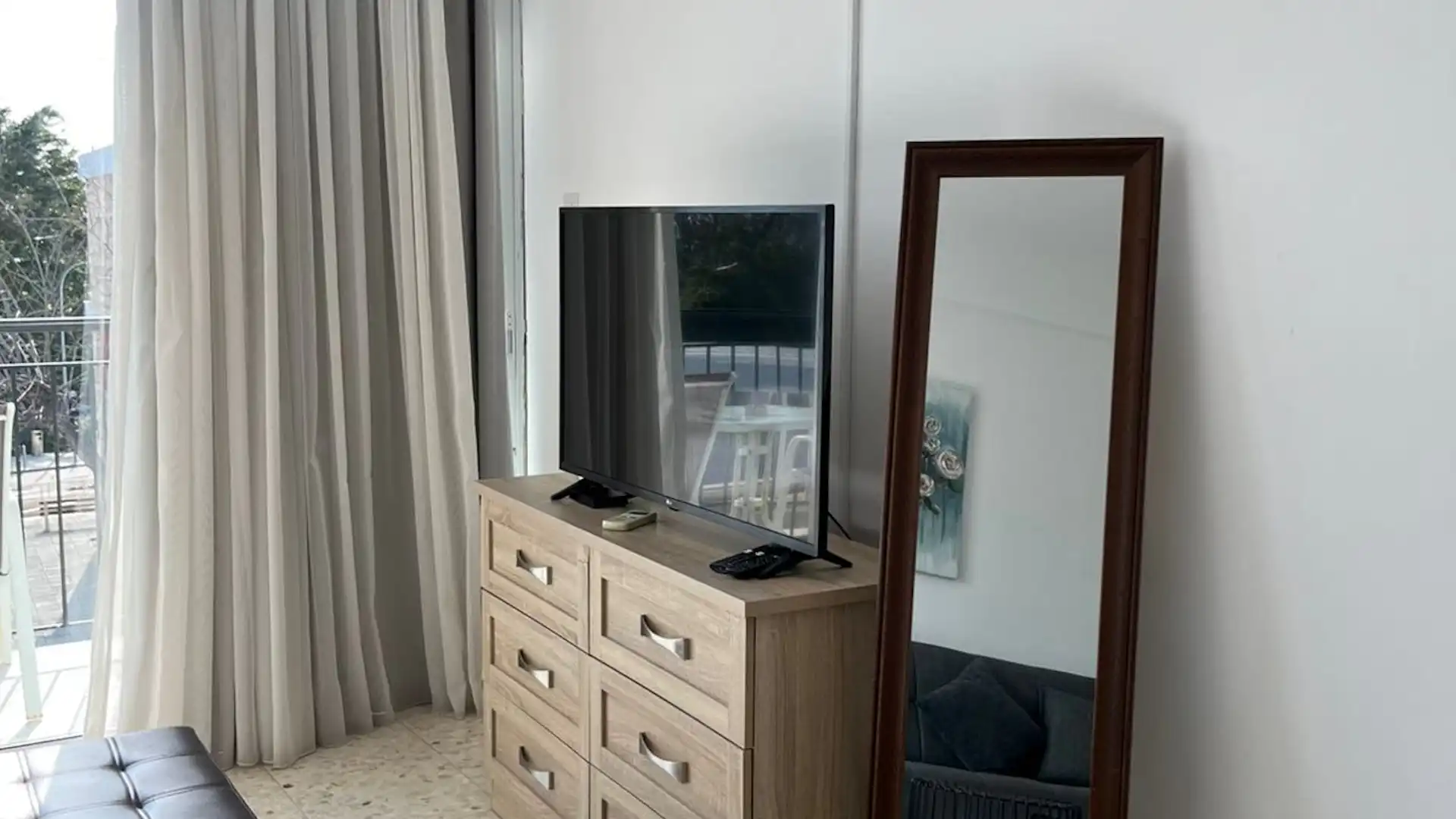 Almyria Apartments