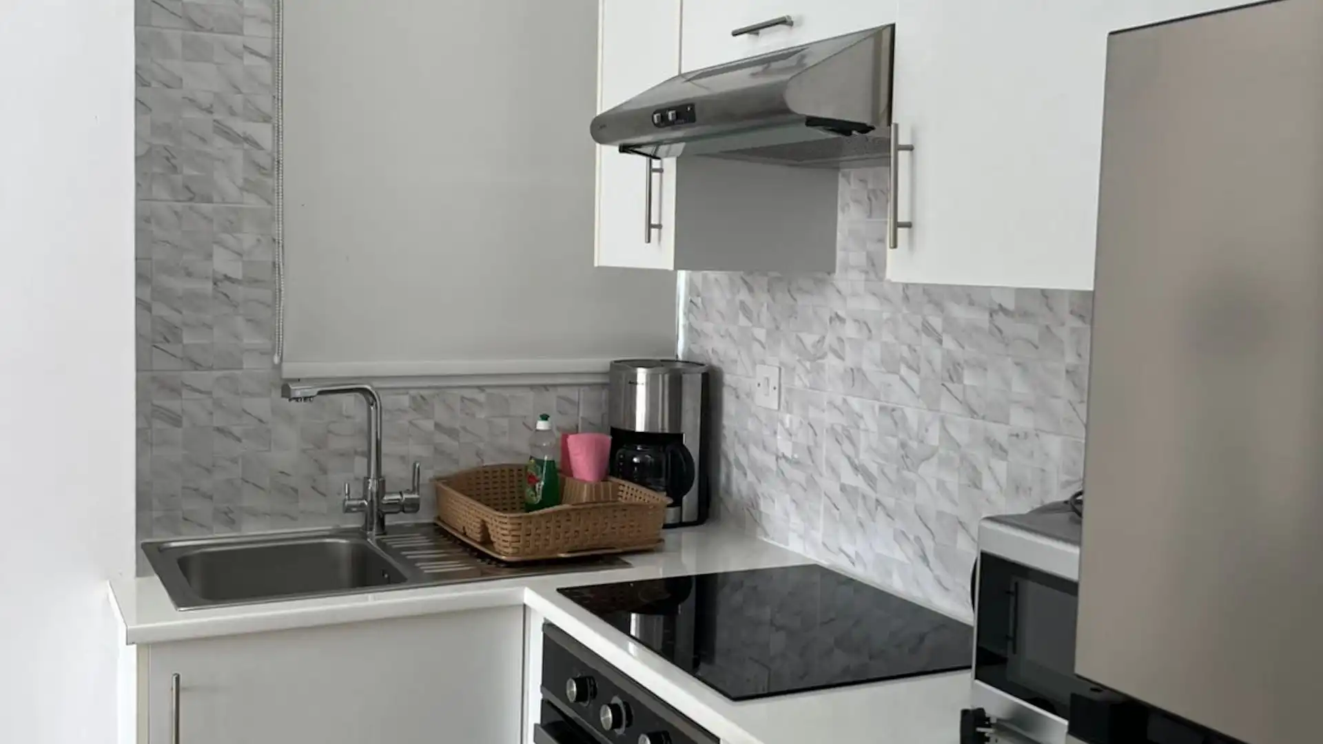 Almyria Apartments