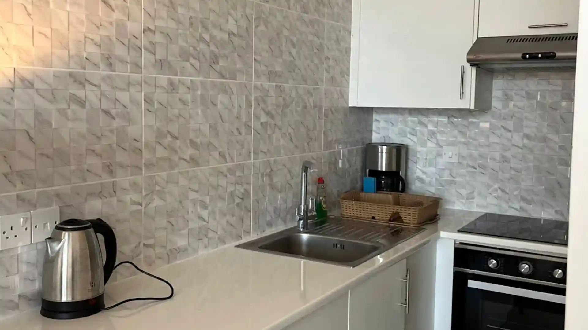 Almyria Apartments