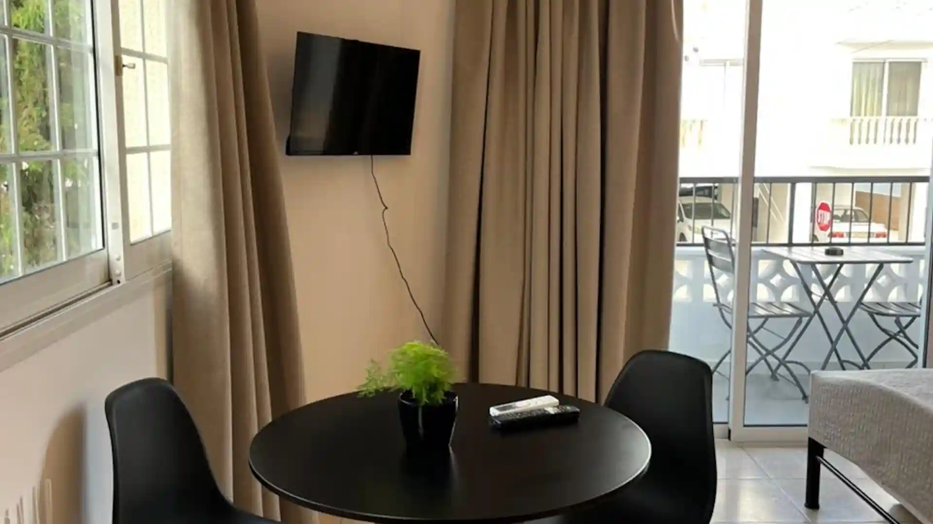Central 10
