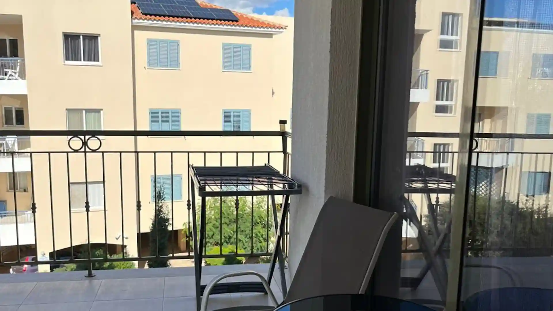 Danaos 2 Complex Apartment