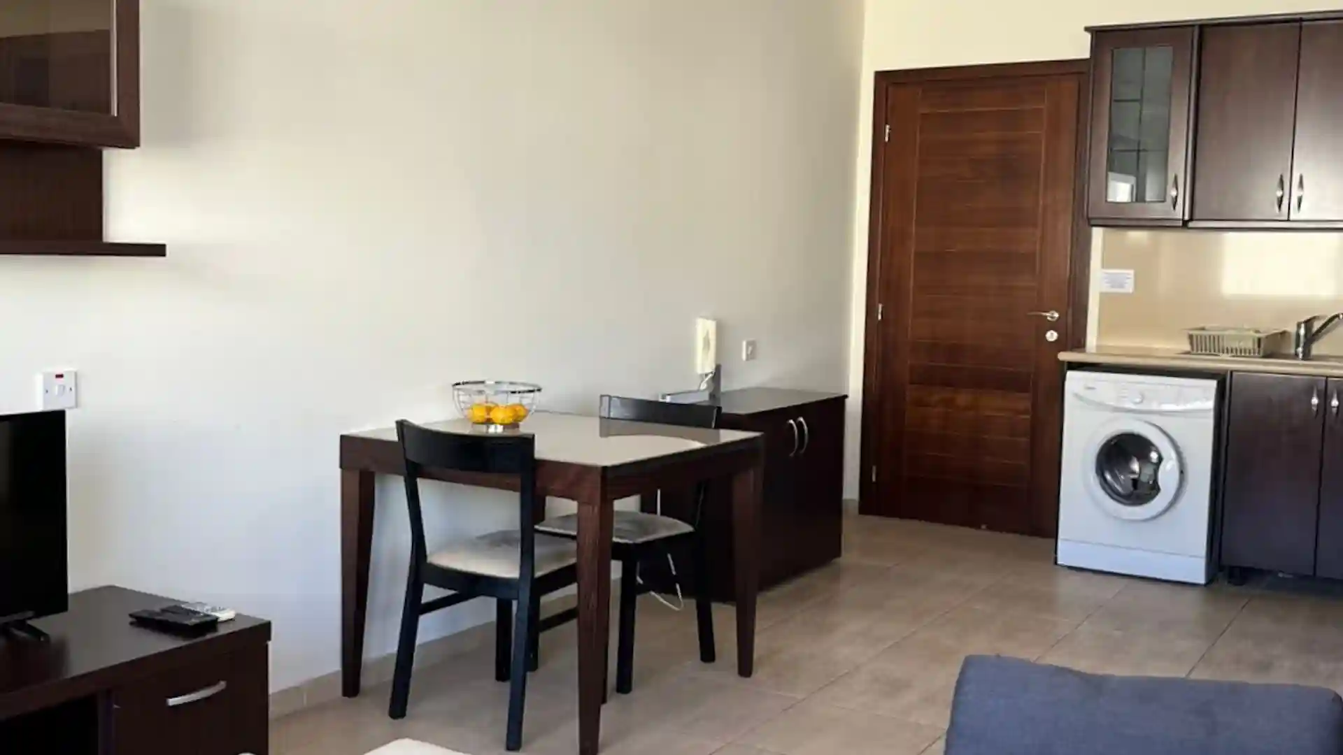 Danaos 2 Complex Apartment