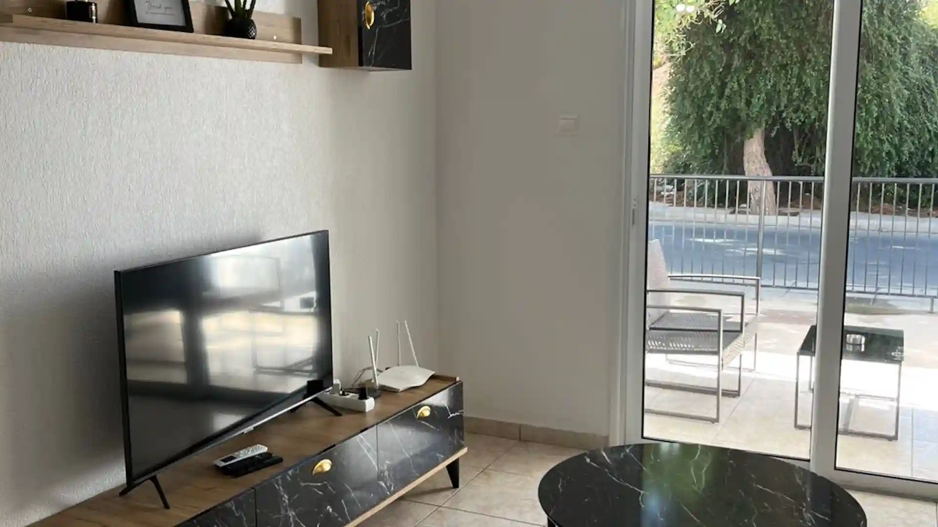 Laertis Apartments