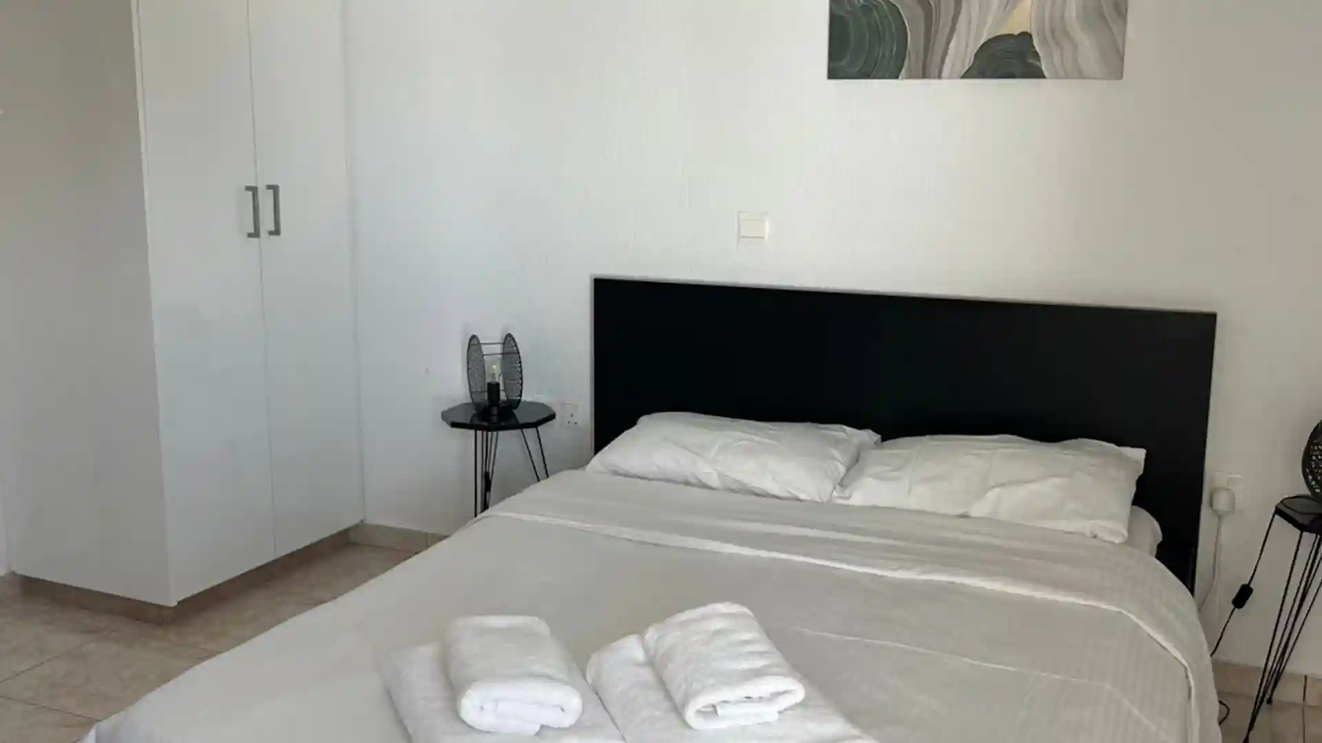 Laertis Apartments