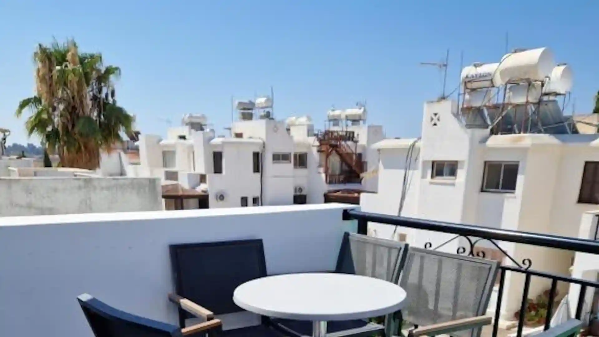 Pervolia Complex - One Bedroom Apartment No 205