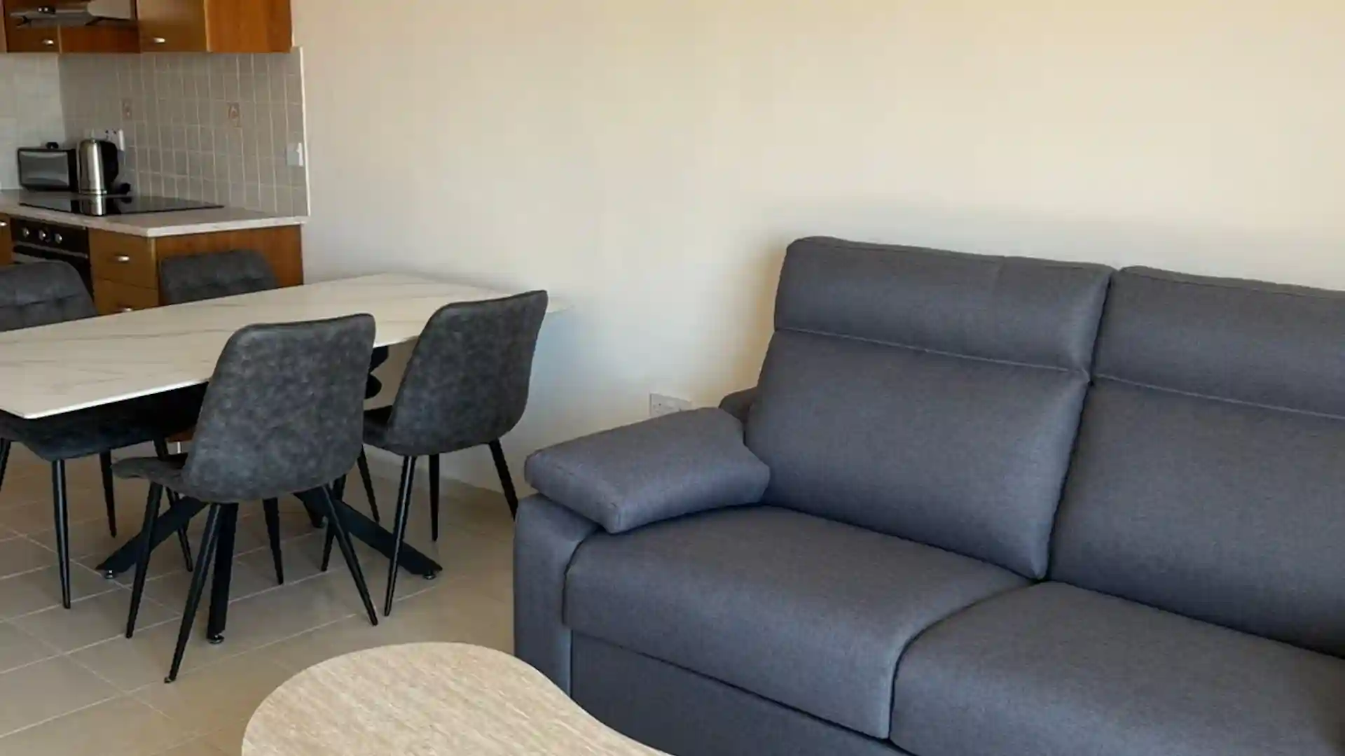 Yasemin One Bedroom Apartment – No 202